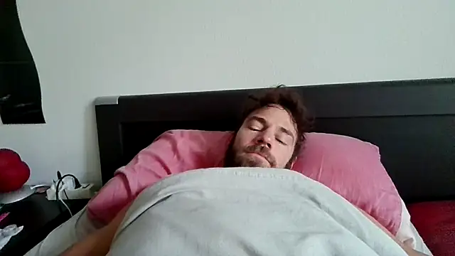 alpha-hunk online show from 11/01/25, 08:41