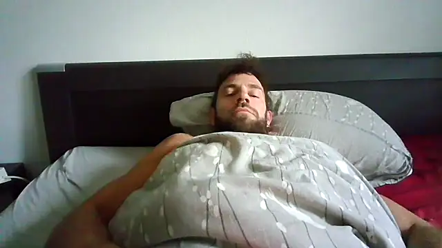 alpha-hunk online show from 10/12/25, 07:32