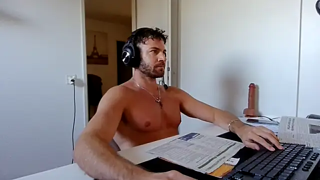 alpha-hunk online show from 03/10/26, 01:48