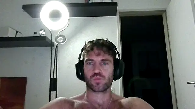 alpha-hunk online show from 11/18/25, 09:18