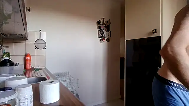 alpha-hunk online show from 10/31/25, 12:02