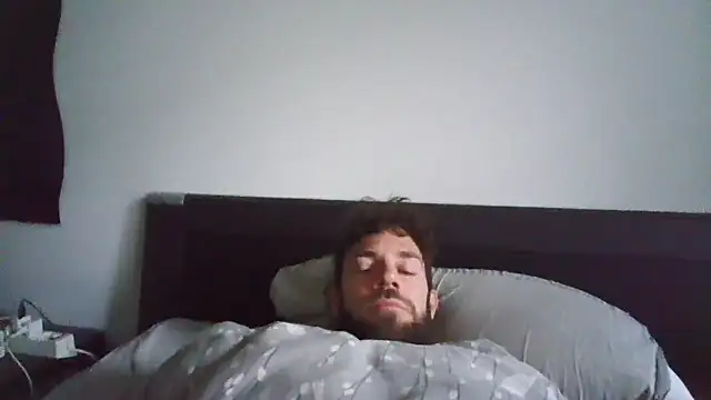 alpha-hunk online show from 10/11/25, 06:58