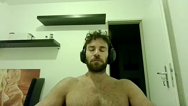 alpha-hunk online show from 10/10/25, 06:20