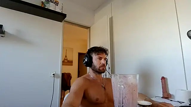 alpha-hunk online show from 03/18/26, 02:52