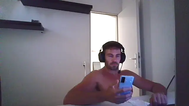 Snapshot of alpha-hunk chatting on 07/09/26, 05:23 alpha-hunk online show from 07/09/26, 05:23
