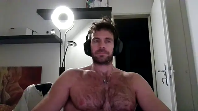alpha-hunk online show from 11/23/25, 09:36