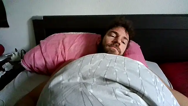 alpha-hunk online show from 10/30/25, 08:23