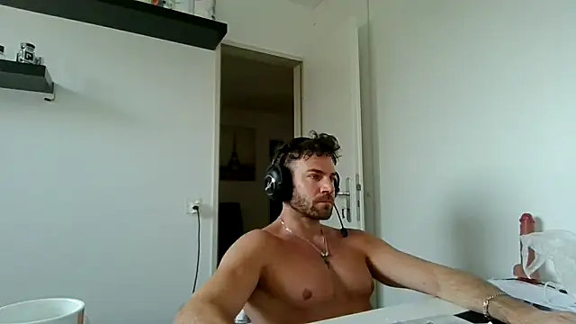 alpha-hunk online show from 03/08/26, 09:12