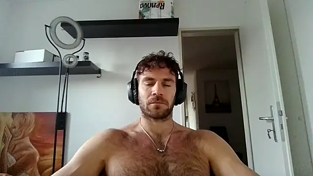 alpha-hunk online show from 11/25/25, 01:22