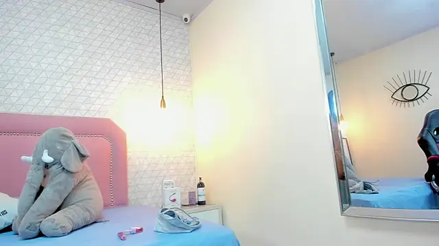 MAYROBERTSS online show from 03/20/25, 12:54