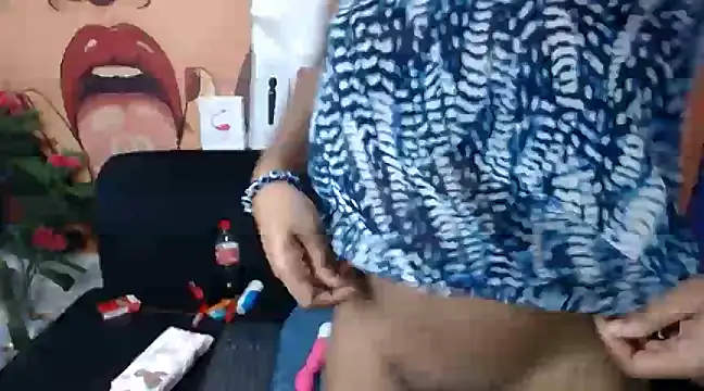 Snapshot of Ebonypreciousx chatting on 12/03/24, 07:17 Ebonypreciousx online show from 12/03/24, 07:17