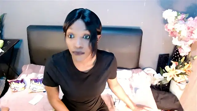 Snapshot of Ebonypreciousx chatting on 09/17/25, 06:10 Ebonypreciousx online show from 09/17/25, 06:10