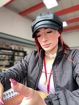 ariiel  online show from 02/20/25, 02:35