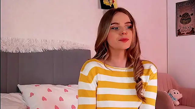 SIlviaBeyt online show from 10/06/25, 07:25