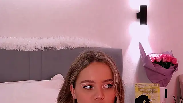 SIlviaBeyt online show from 03/08/25, 10:45