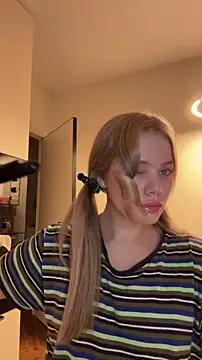 SIlviaBeyt online show from 03/24/26, 10:10