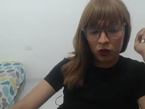 estefania224 online show from 03/17/26, 11:24