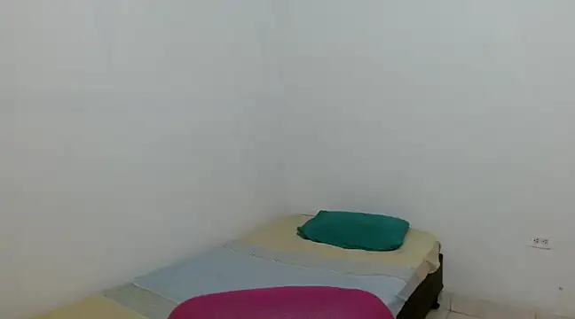 estefania224 online show from 03/11/25, 05:13