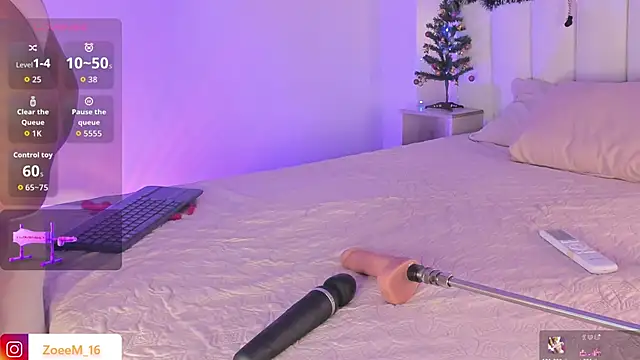 Zoe1 2 online show from 12/05/25, 08:06