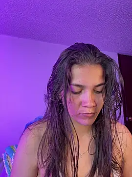 aurora divine online show from 04/04/26, 06:58