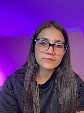 aurora divine online show from 02/21/26, 10:56