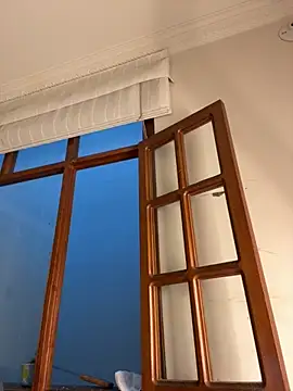 aurora divine online show from 11/11/25, 10:26