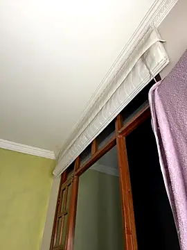 aurora divine online show from 10/17/25, 10:55