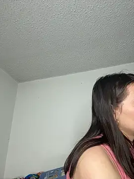 aurora divine online show from 03/12/26, 11:09