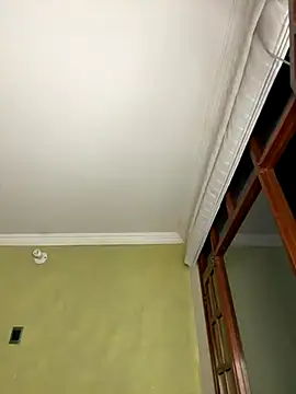 aurora divine online show from 11/12/25, 10:57