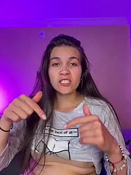 aurora divine online show from 02/26/26, 10:54