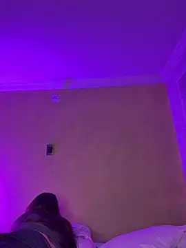 aurora divine online show from 02/09/26, 10:52