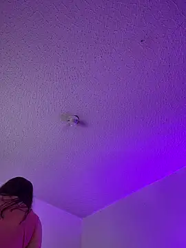 aurora divine online show from 03/24/26, 07:03