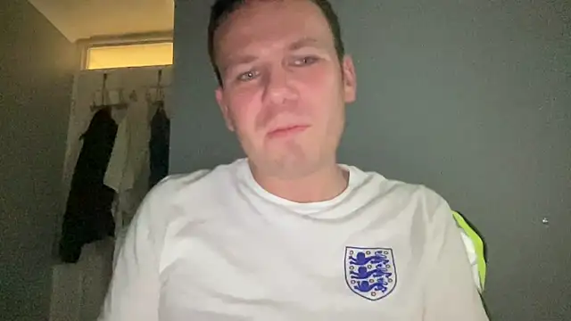 Snapshot of GotItGoin chatting on 09/25/25, 08:26 GotItGoin online show from 09/25/25, 08:26