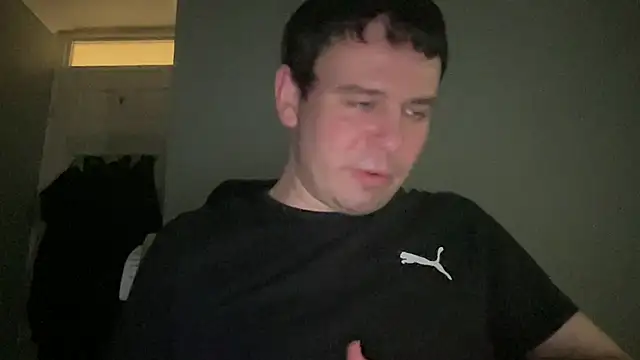 Snapshot of GotItGoin chatting on 05/24/26, 12:32 GotItGoin online show from 05/24/26, 12:32