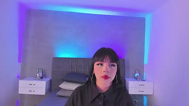 maddy walker online show from 10/07/25, 08:32