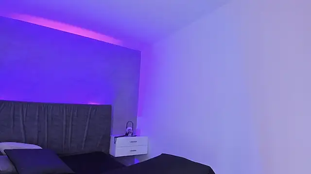 maddy walker online show from 10/09/25, 08:31