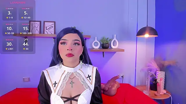 maddy walker online show from 11/24/25, 12:05