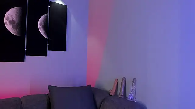 maddy walker online show from 02/07/25, 07:27