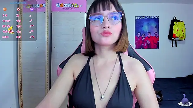 Snapshot of Lucyy-hess chatting on 09/18/25, 06:22 Lucyy-hess online show from 09/18/25, 06:22