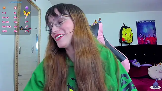 Snapshot of Lucyy-hess chatting on 03/06/25, 09:09 Lucyy-hess online show from 03/06/25, 09:09