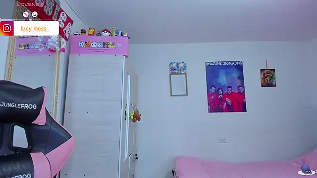 Lucyy-hess online show from 04/16/26, 09:39