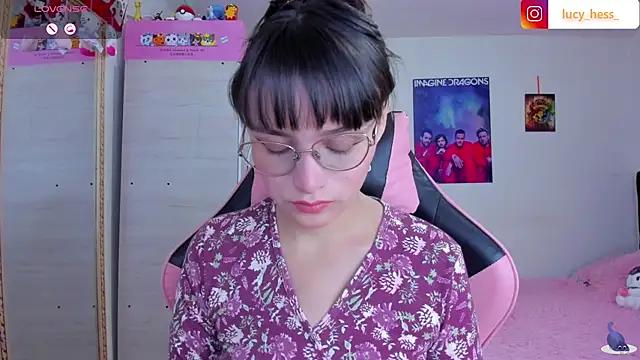 Lucyy-hess online show from 04/30/26, 06:15