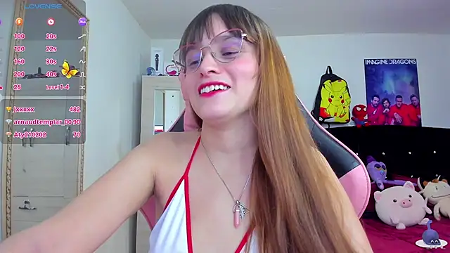 Snapshot of Lucyy-hess chatting on 01/11/25, 08:10 Lucyy-hess online show from 01/11/25, 08:10