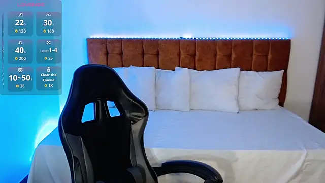 alexiaaross online show from 10/25/25, 07:14