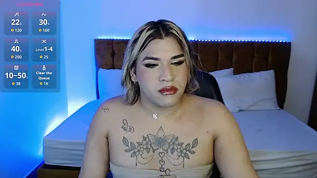 alexiaaross online show from 10/28/25, 09:03