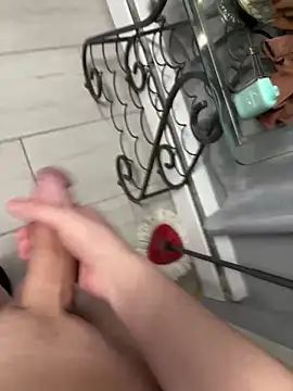 bigbeast19393 online show from 02/13/26, 11:43