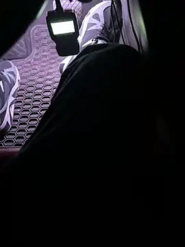 bigbeast19393 online show from 01/12/26, 10:14