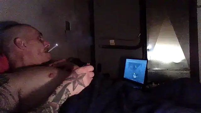 CandiedPompano online show from 10/28/25, 07:35