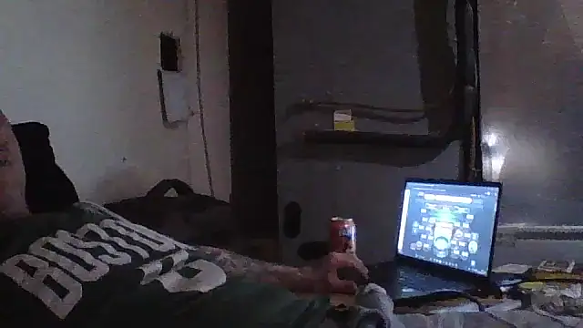 CandiedPompano online show from 10/27/25, 09:38