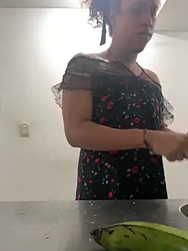 zahrivk1 online show from 10/30/25, 02:43